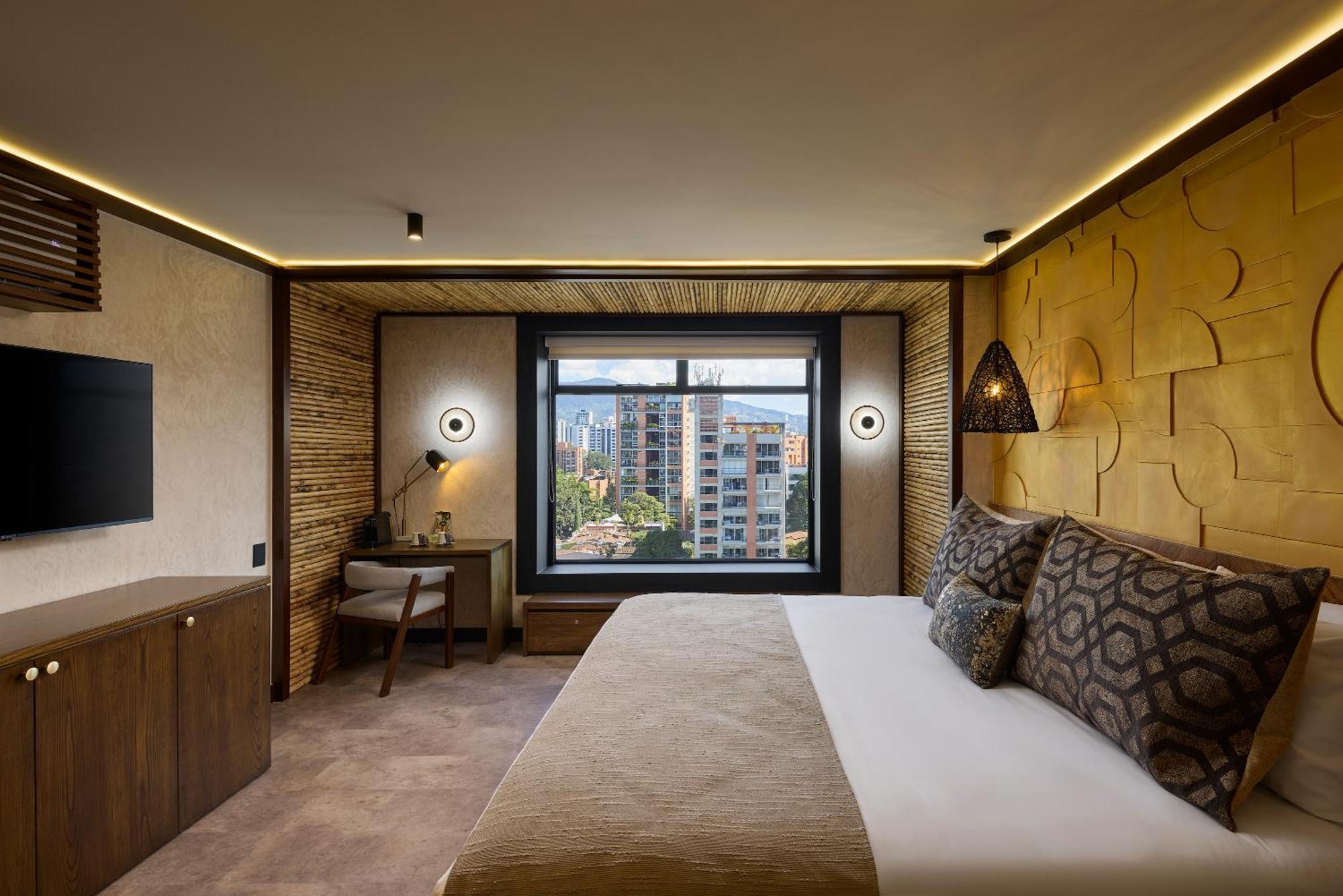 Golden Valley Hotel Medellin Exterior photo