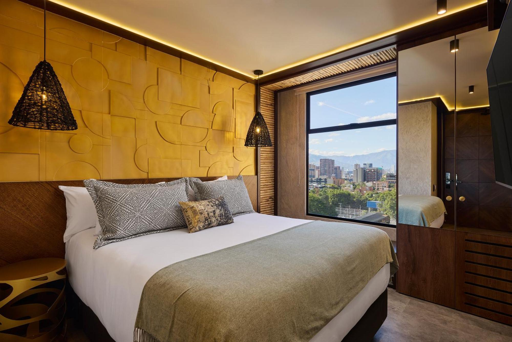 Golden Valley Hotel Medellin Exterior photo